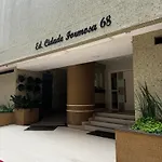 Vista Para A Roda Gigante E Mar